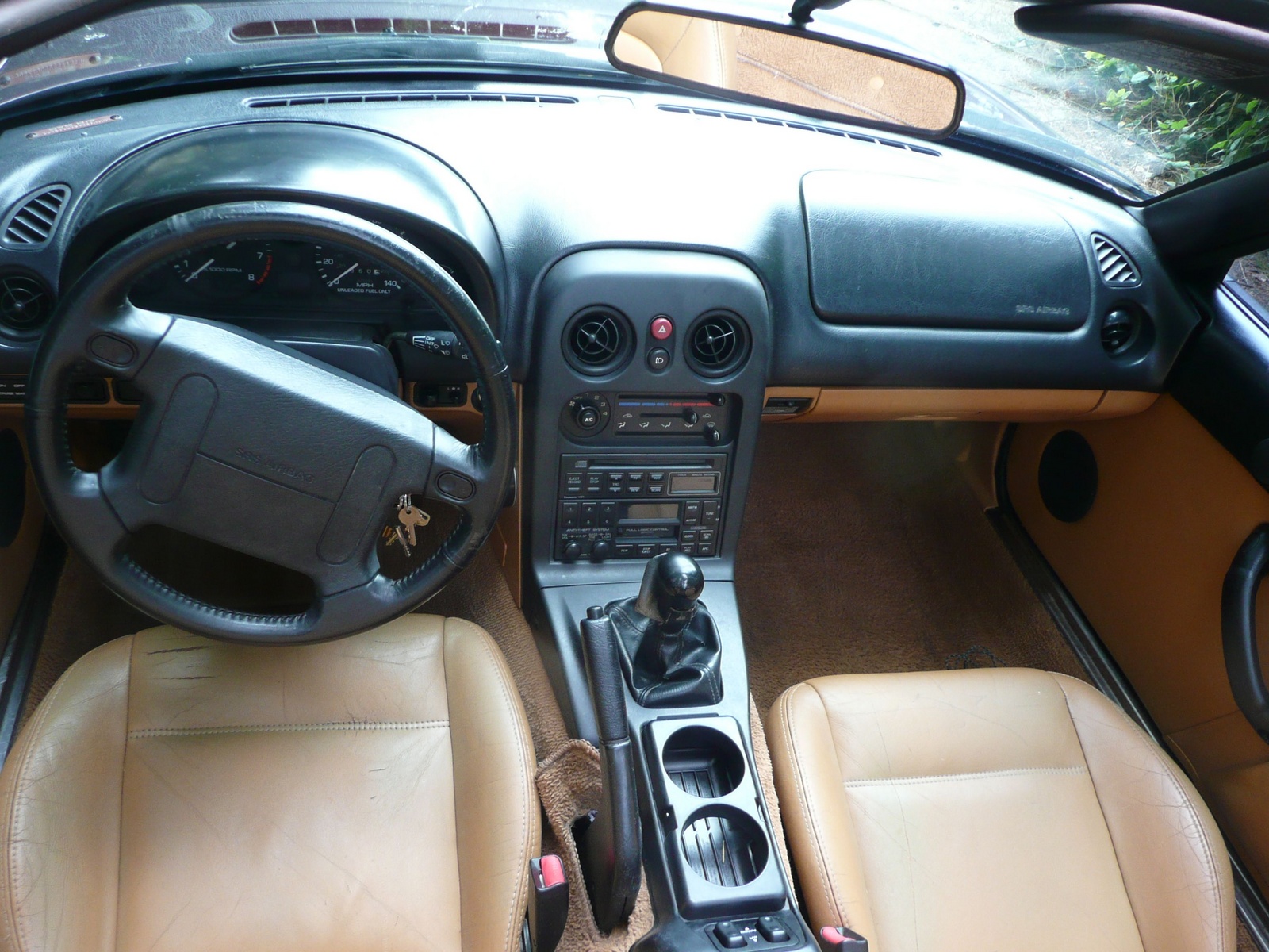 1995 Mazda MX-5 Miata VINs, Configurations, MSRP & Specs - AutoDetective